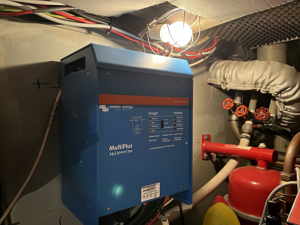 Blauwe Hand Trawler 1400 — foto 35 van 39