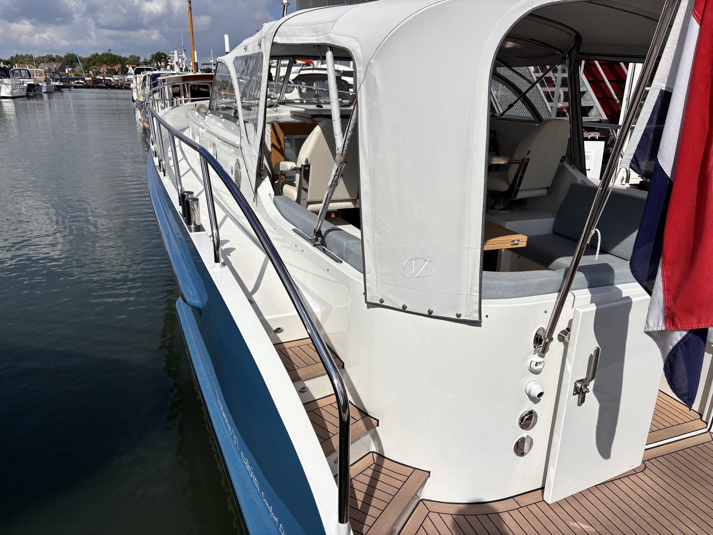Vedette 37 Cabin Comfort Line — foto 4 van 24