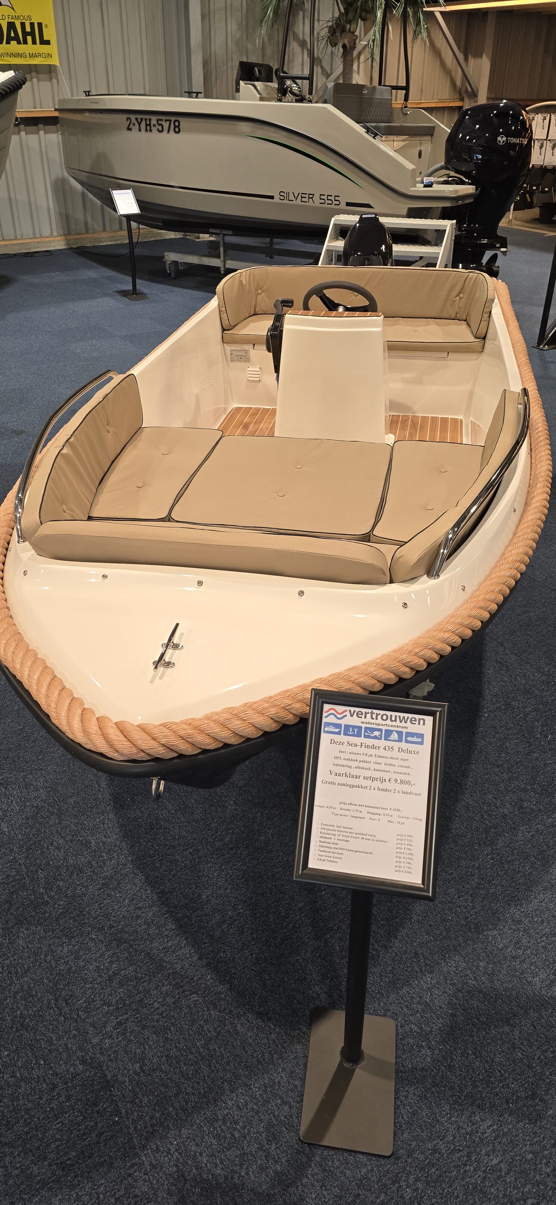 sea-finder de luxe met 9.8 pk tohatsu en teaklook vloer en kabelaring – WS Vertrouwen — foto 6 van 12