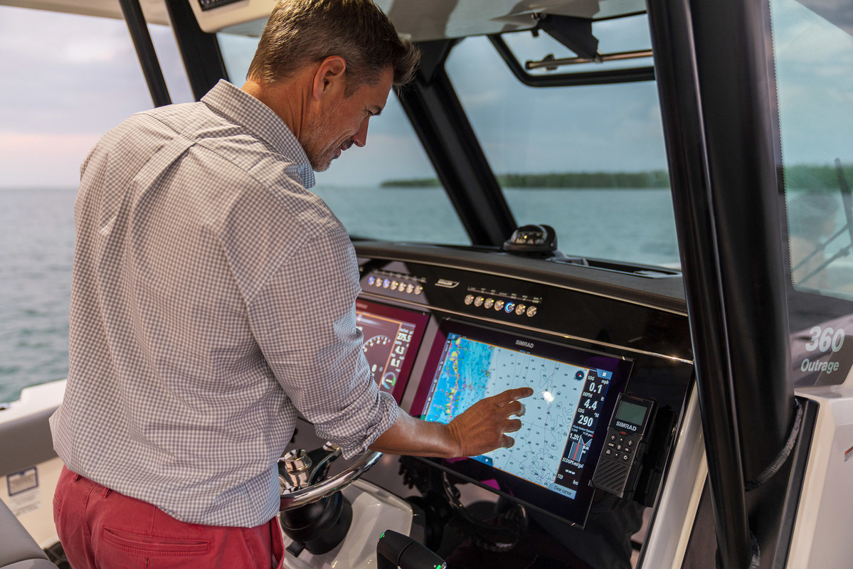 Boston Whaler 360 Outrage — foto 7 van 8