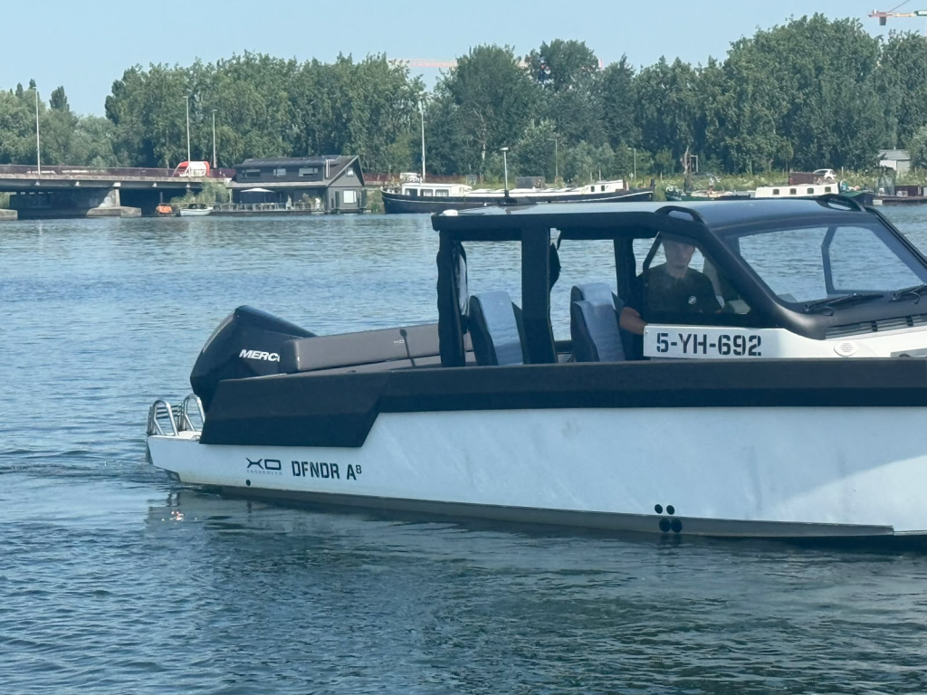XO DFNDR A8 — foto 1 van 20
