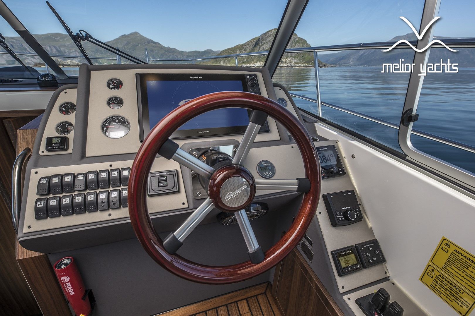 Saga 385 - Edition Walnut Interior — foto 7 van 56