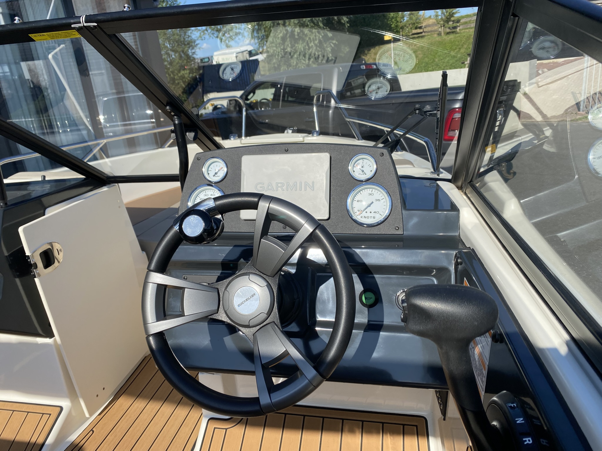 Quicksilver 555 Bowrider met Mercury 80 pk - bouwjaar 2025 — foto 8 van 13
