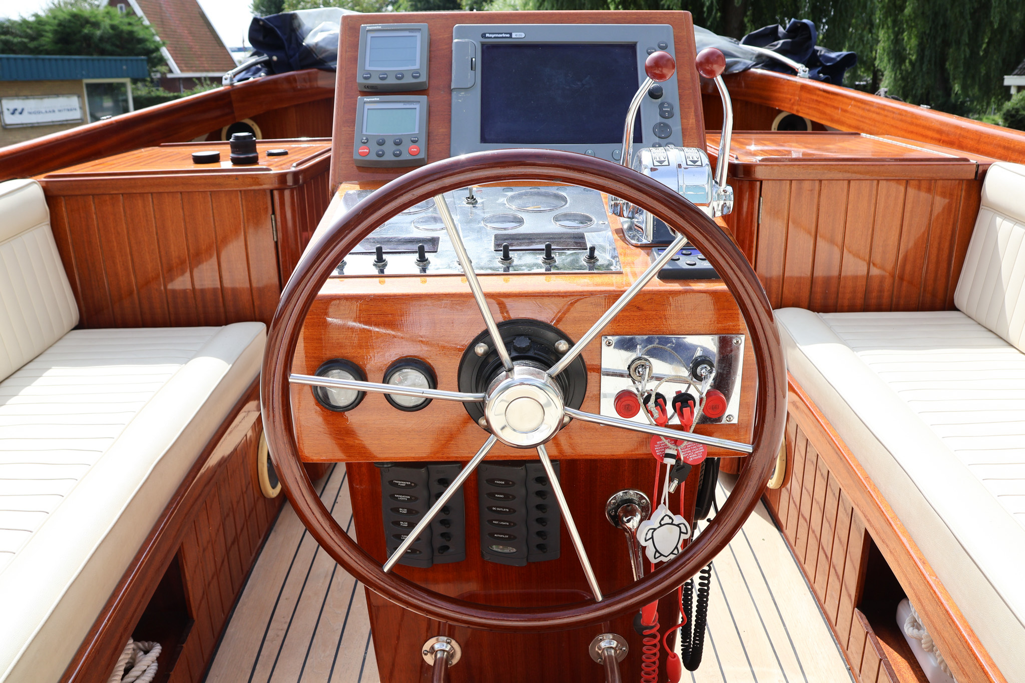 Brandaris Barkas 1100 — foto 13 van 21