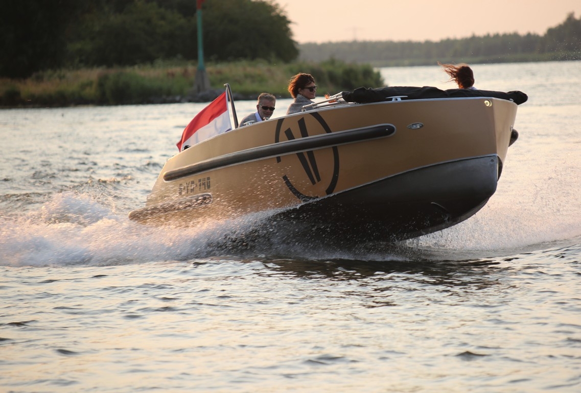 Van Vossen VanVossen Tender 700 (sport) — foto 10 van 16