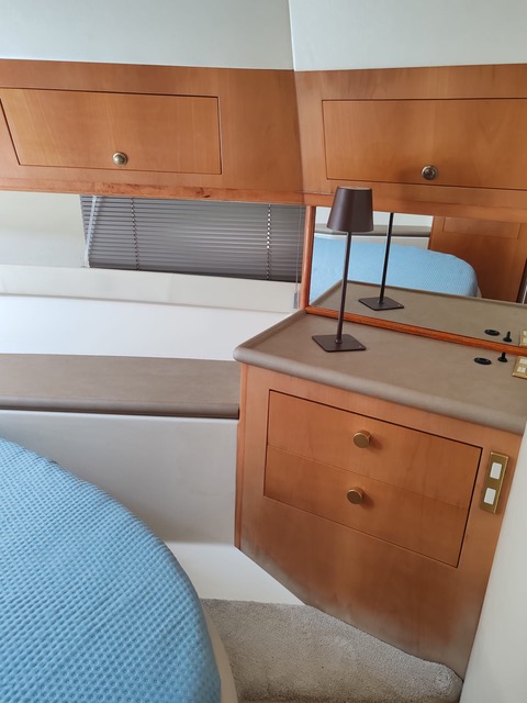 Enterprise Marine Sunquest 38 - BluYachting — foto 8 van 12