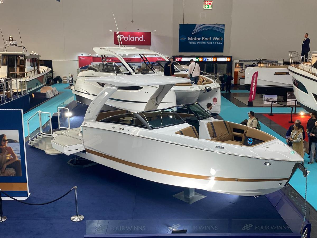 Four Winns H9 Bowrider — foto 2 van 33