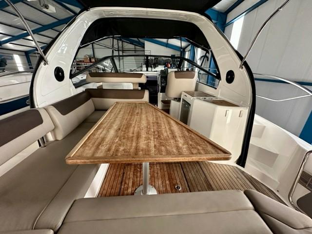 Bavaria Sport 330 — foto 11 van 20