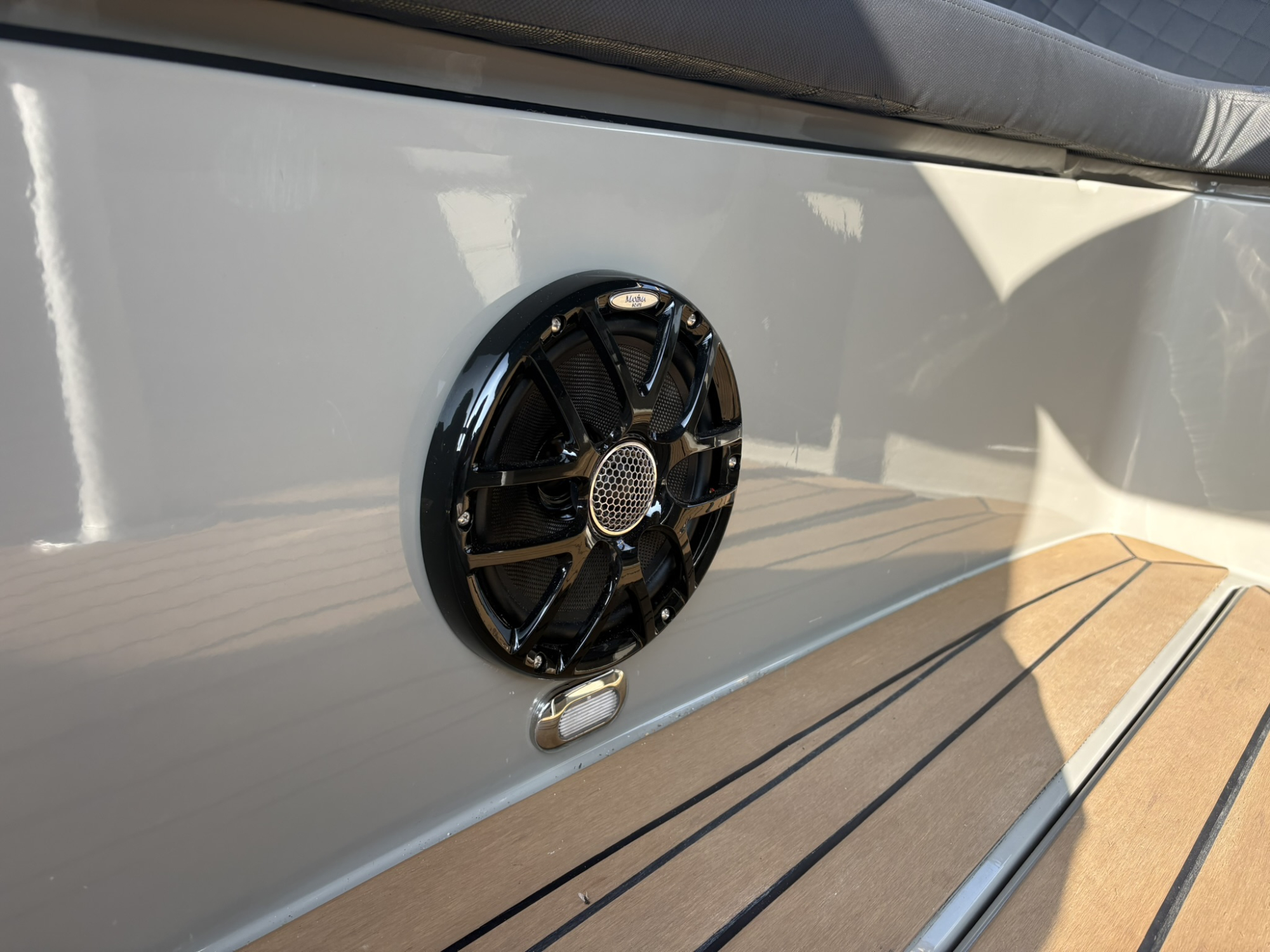 Maxima Boats 820 retro met Honda 200 pk V6 — foto 16 van 20