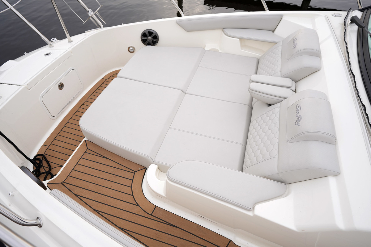 Sea Ray Sundancer 290 — foto 9 van 46
