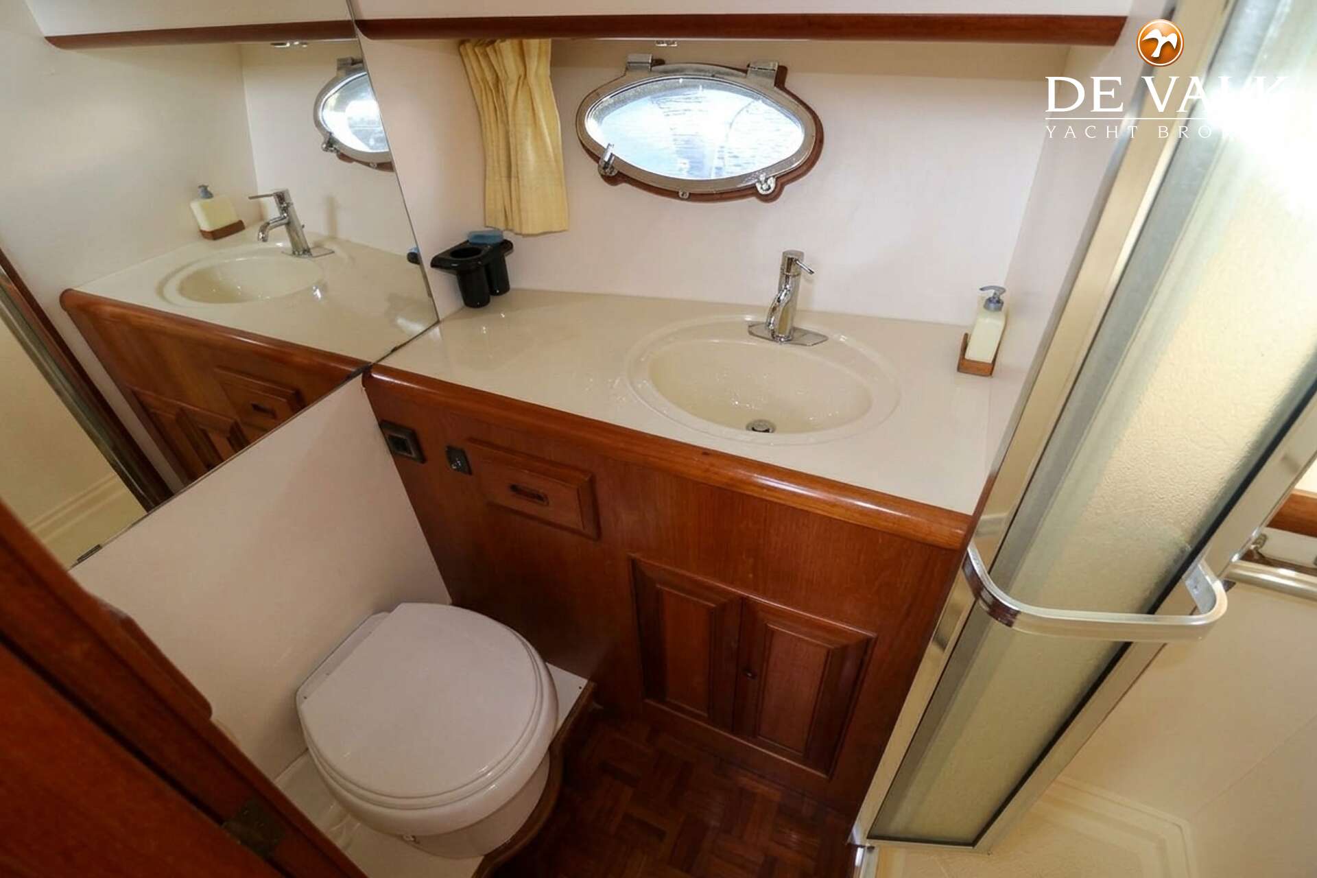 Ocean Alexander 44 Motoryacht — foto 26 van 36