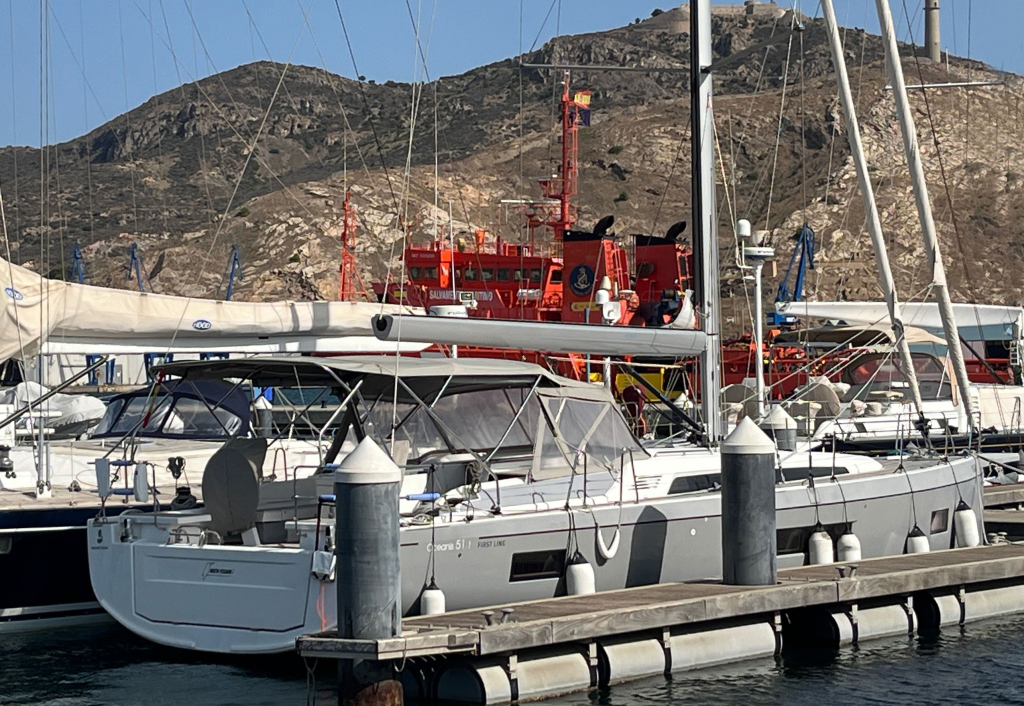 Beneteau Oceanis 51.1 — foto 3 van 47