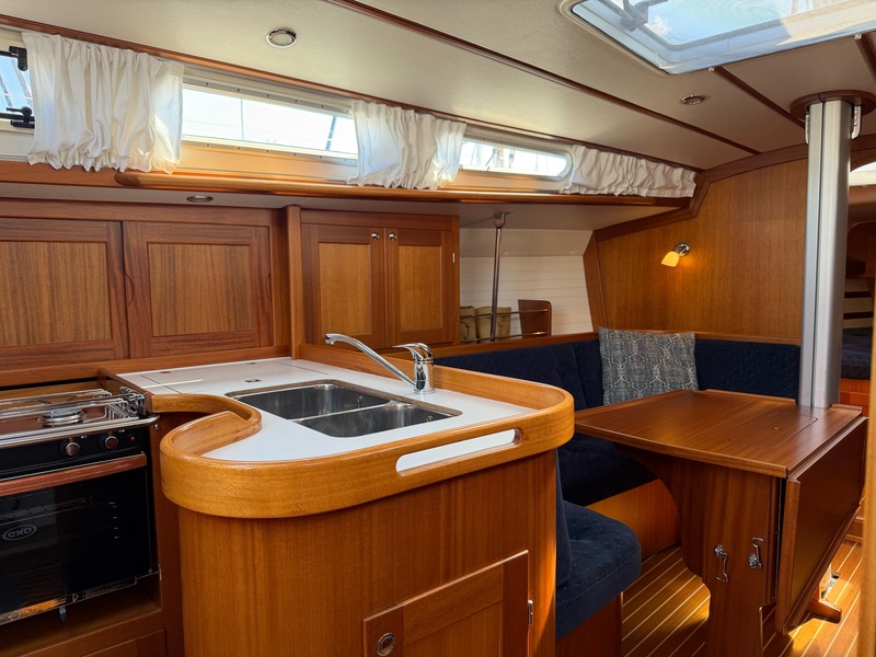 Arcona 370 — foto 10 van 38