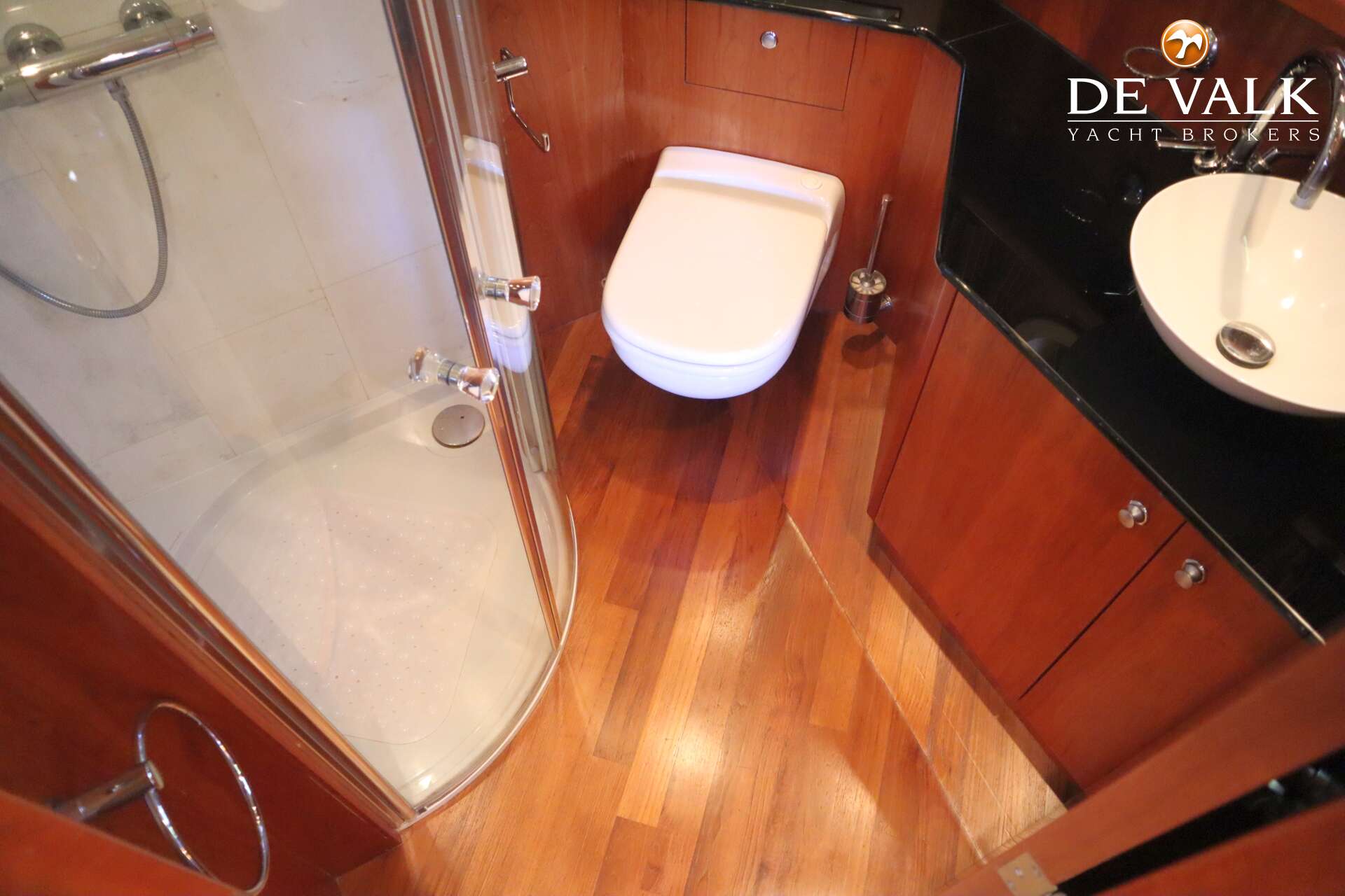 Van der Valk Continental 15.50 FR — foto 34 van 42