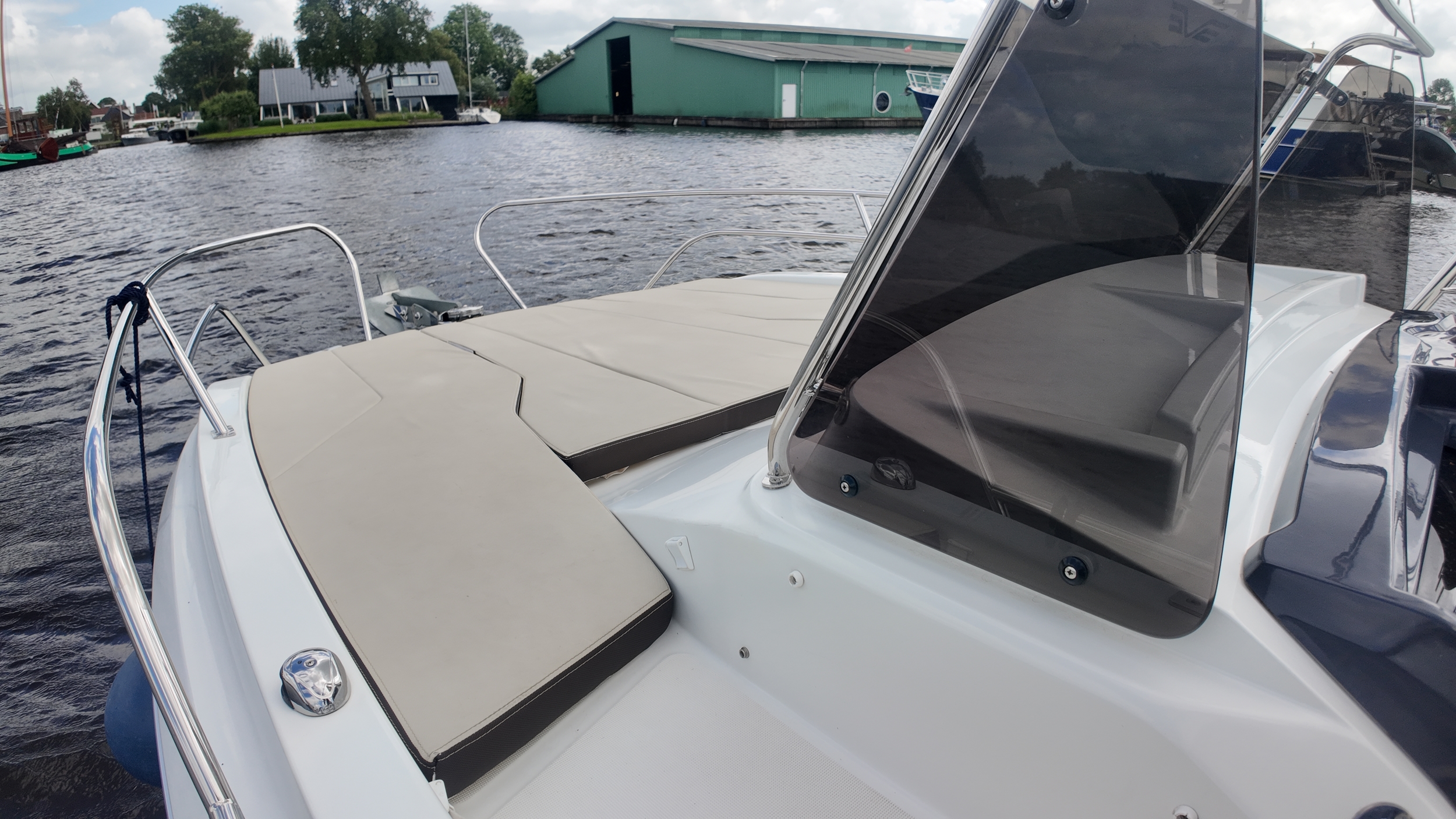 Beneteau Flyer 7.7 SUNdeck — foto 14 van 30