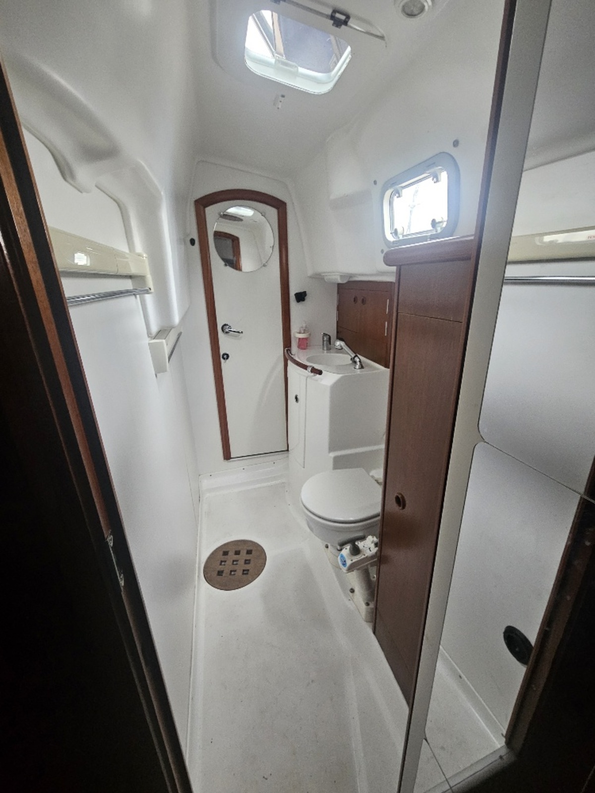 Beneteau Oceanis 36CC — foto 12 van 24