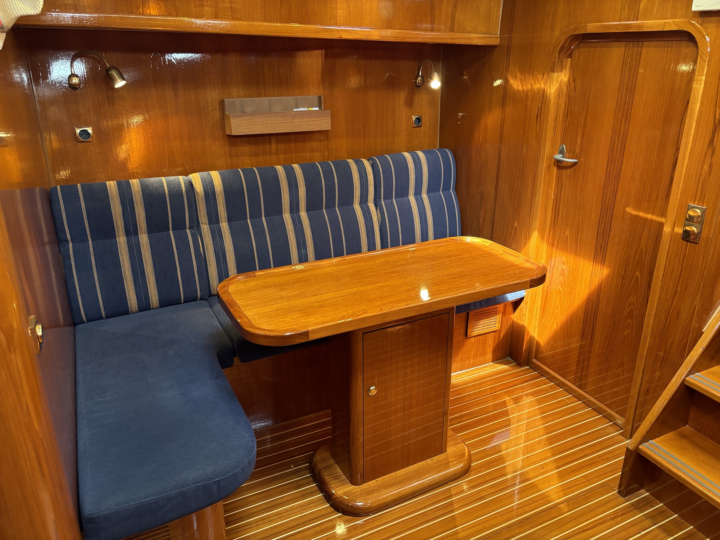 Hemmes Trawler 1500 — foto 19 van 31