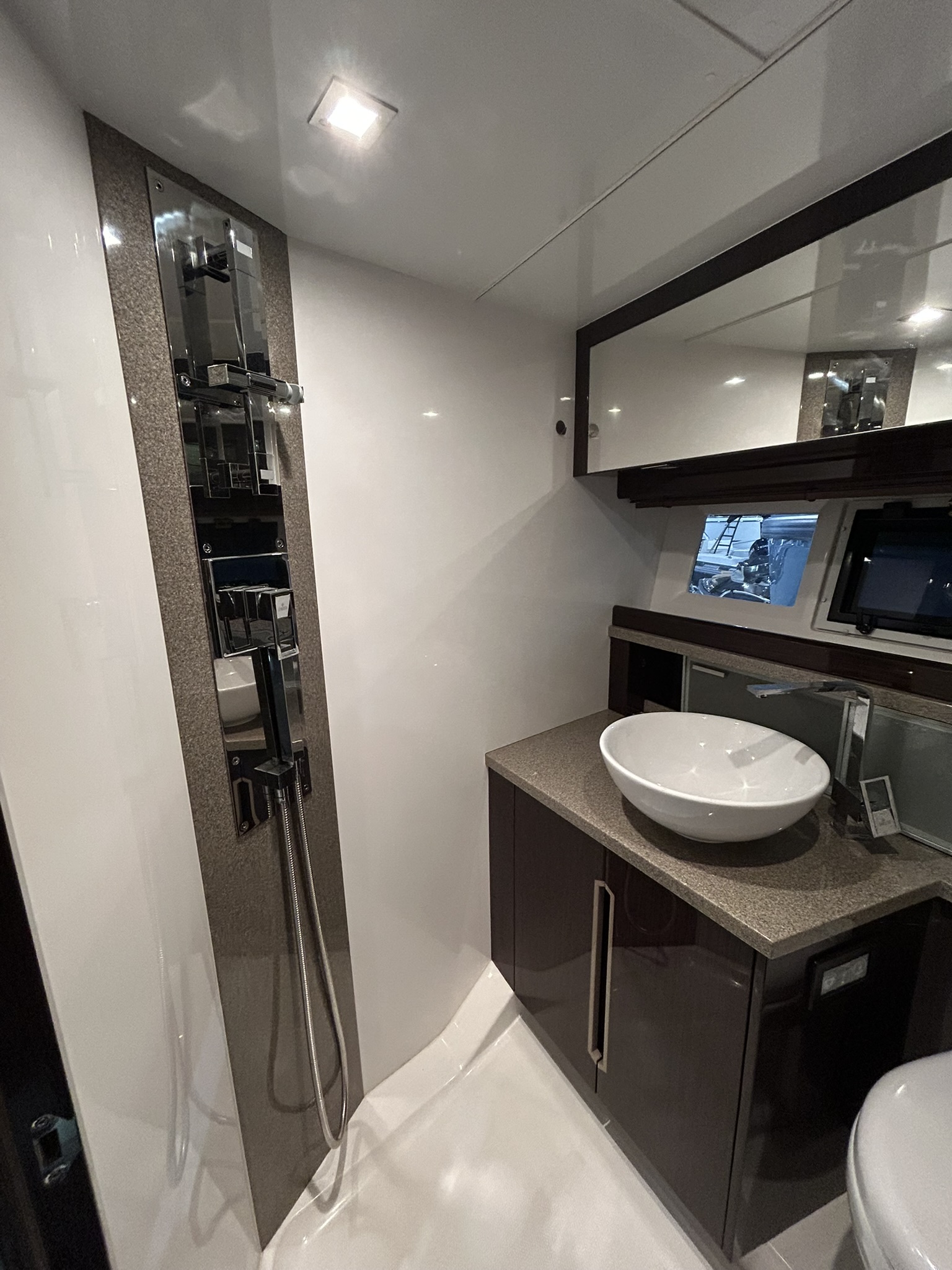 Galeon Yachts Galeon 420 fly 2017 — foto 25 van 42