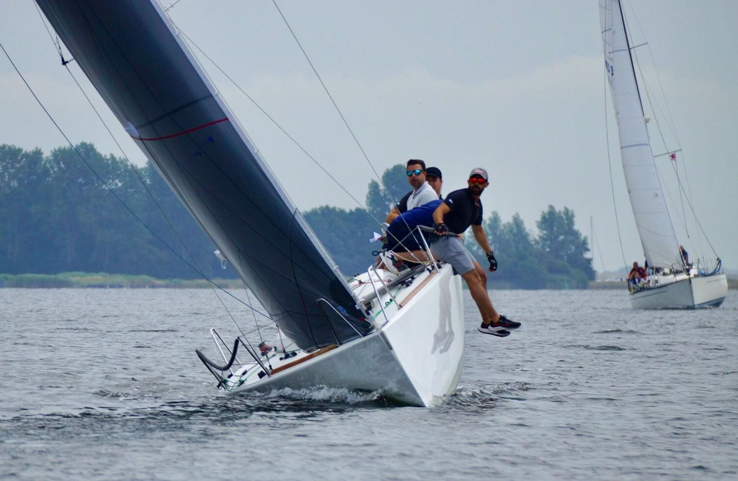 Platu Farr Ahead — foto 3 van 12