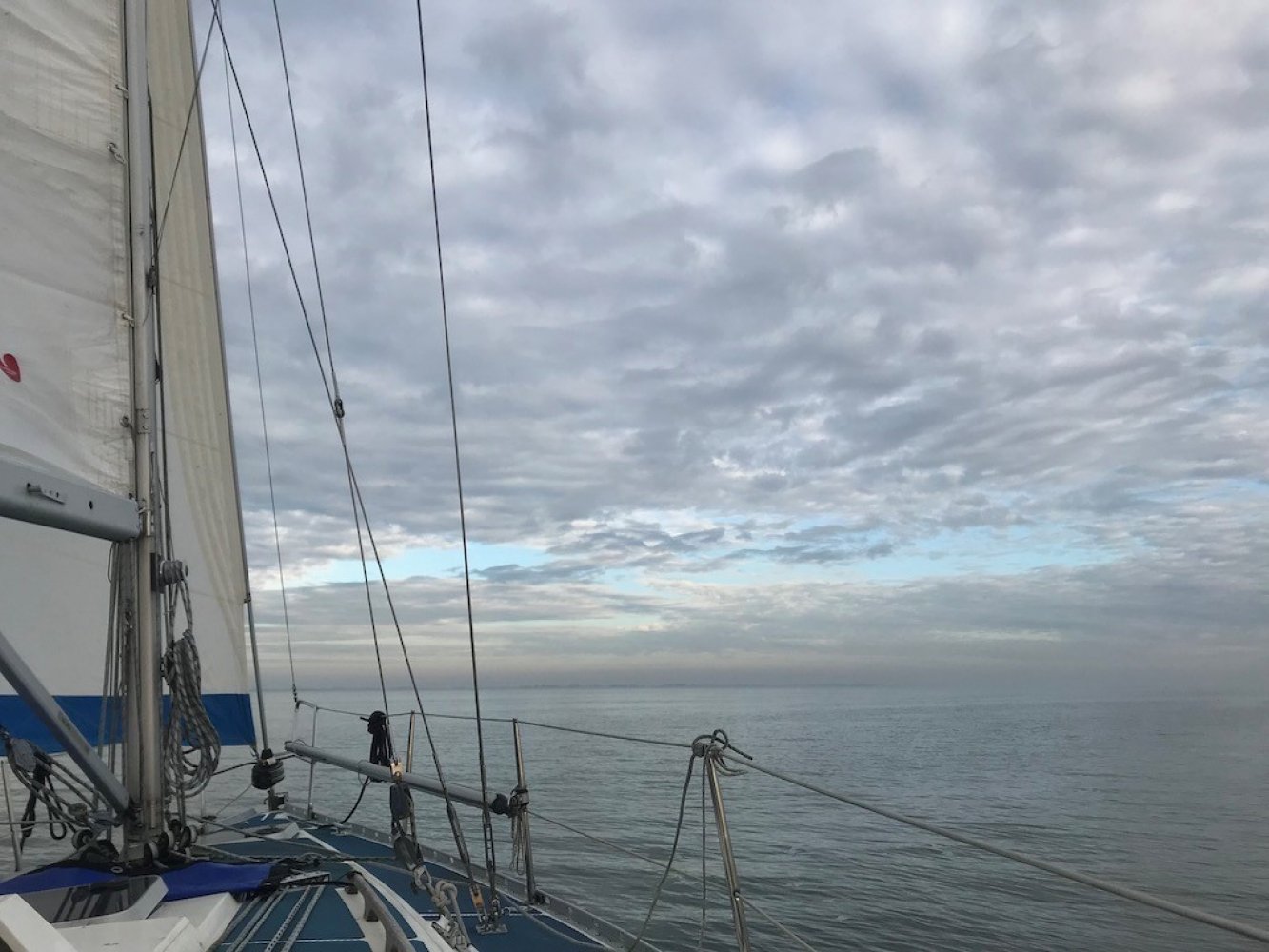 Bianca - Sailing Yacht - GRP (Polyester) - 1990 - € 19.900 — foto 8 van 11