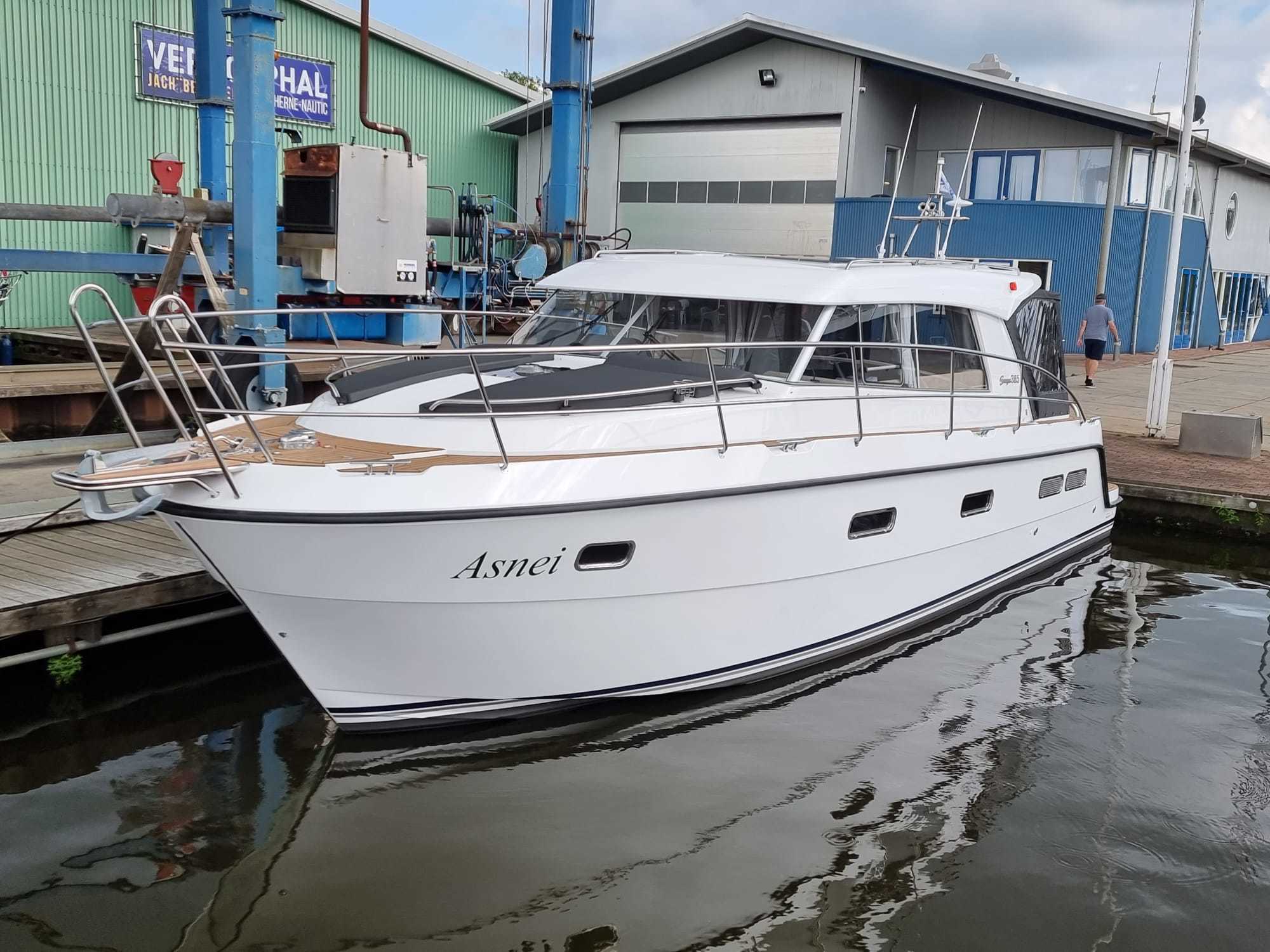 Saga 385 — foto 2 van 31