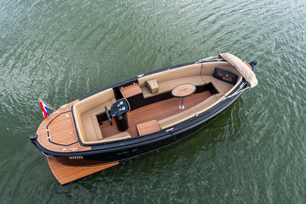 Maxima 650 Flying Lounge | Zelf samenstellen vanaf €24.500,- — foto 3 van 5