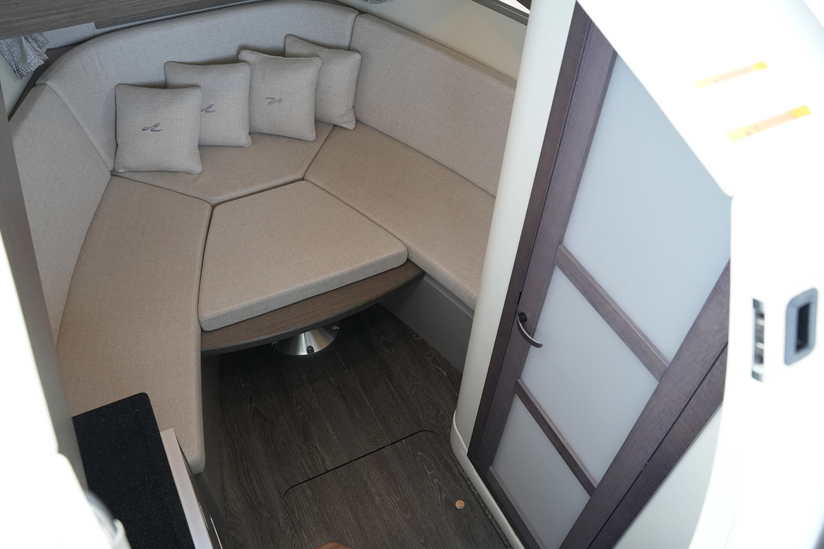 Sea Ray Sundancer 290 — foto 29 van 46