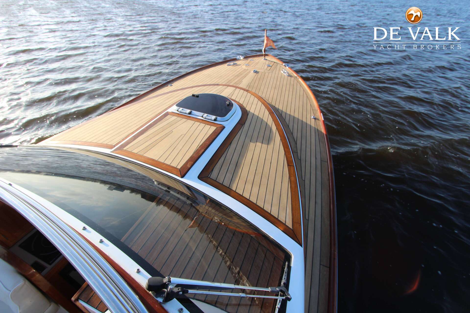 Long Island 33 Runabout — foto 16 van 33