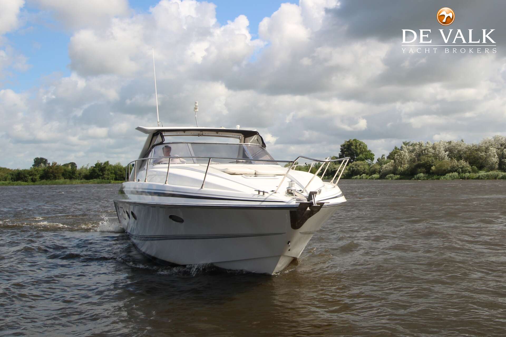 Sunseeker Camargue 46 — foto 2 van 25