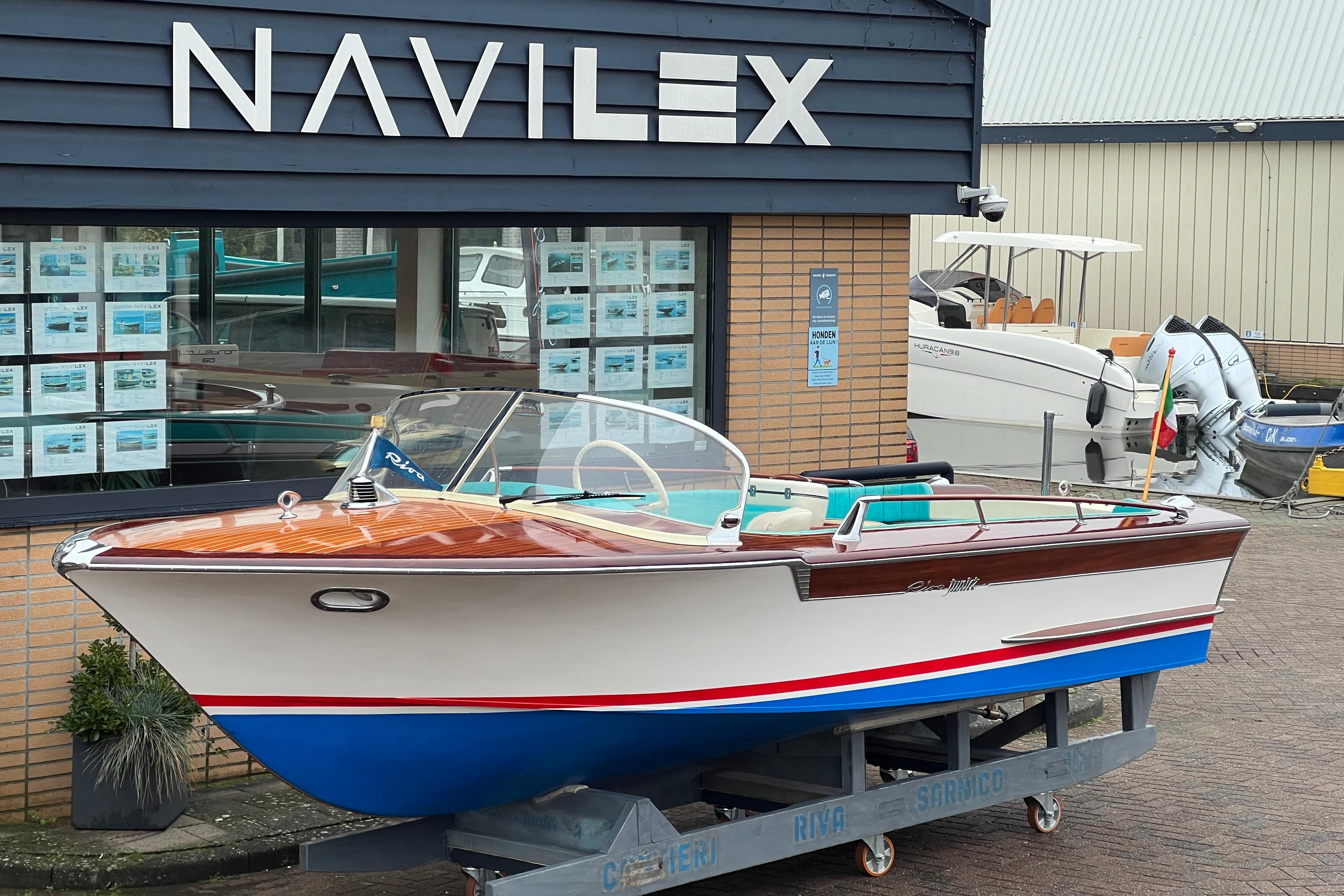 Riva Junior — foto 1 van 17