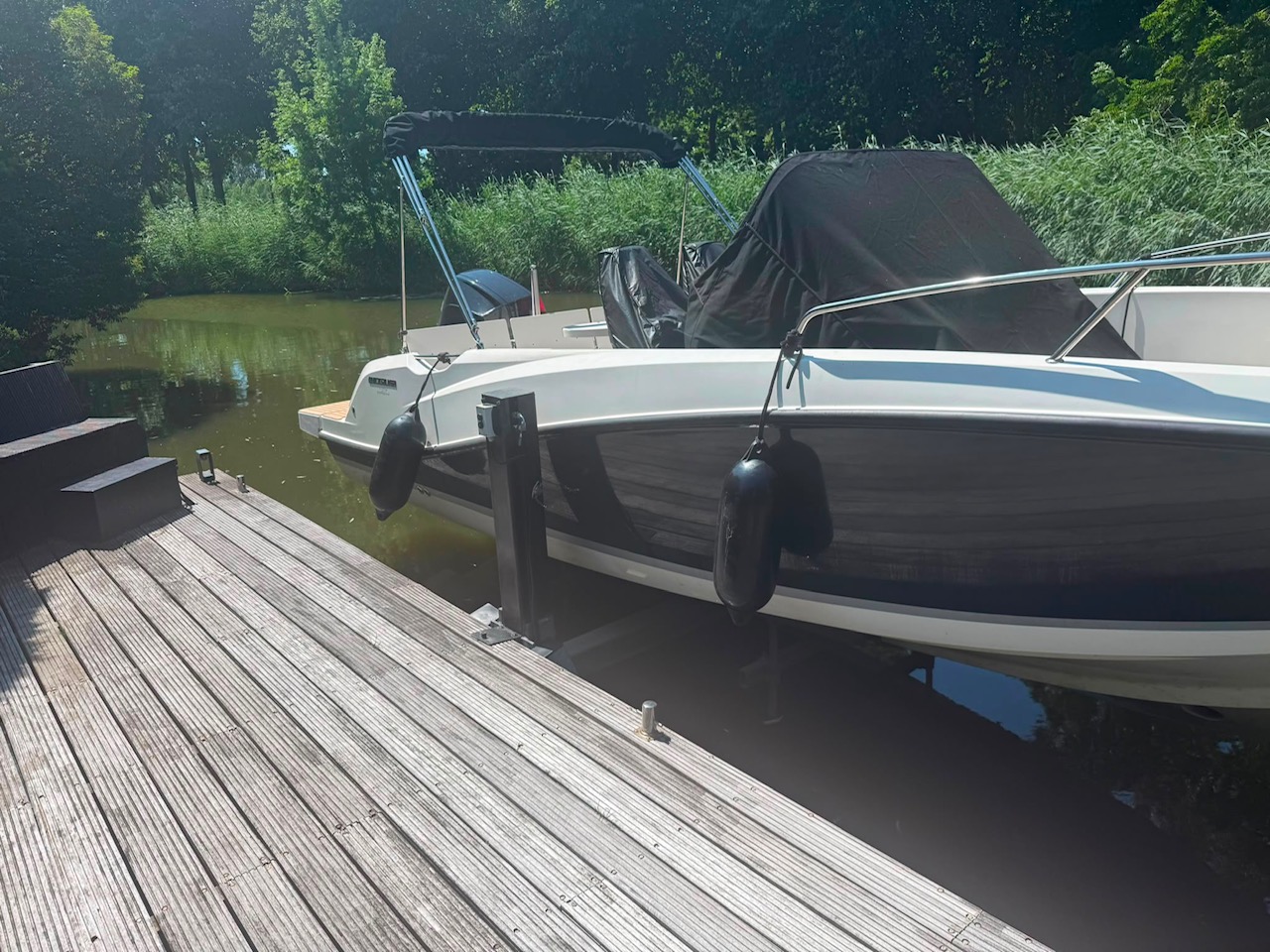 Quicksilver — foto 5 van 21