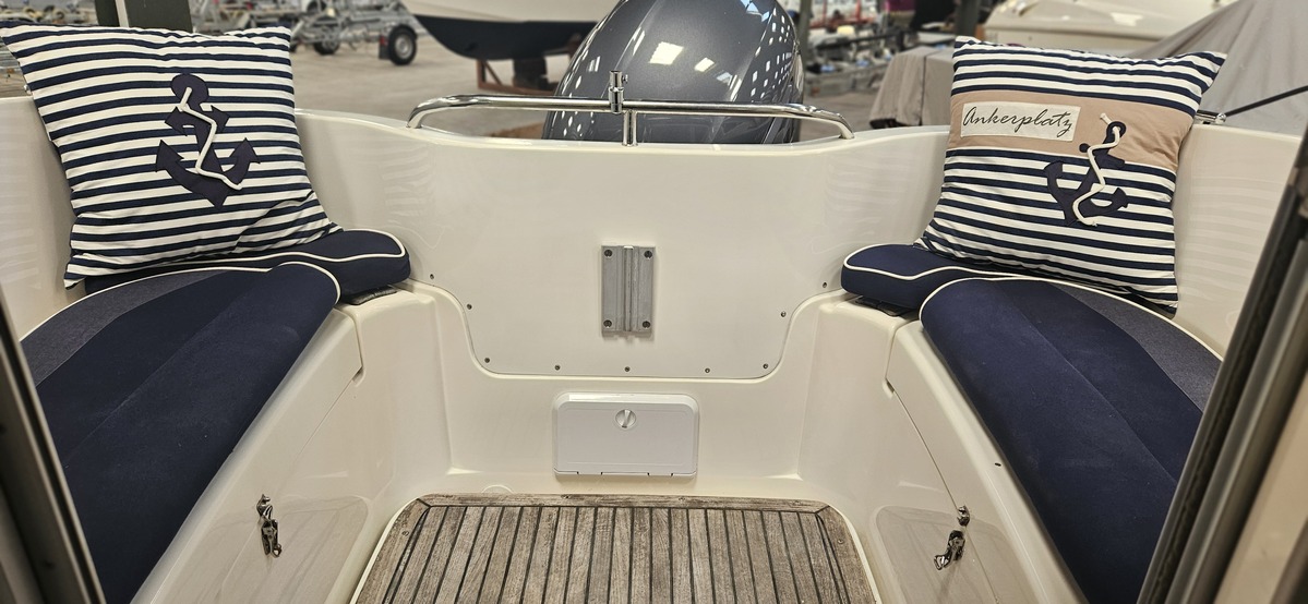 Yamarin 68C — foto 8 van 21