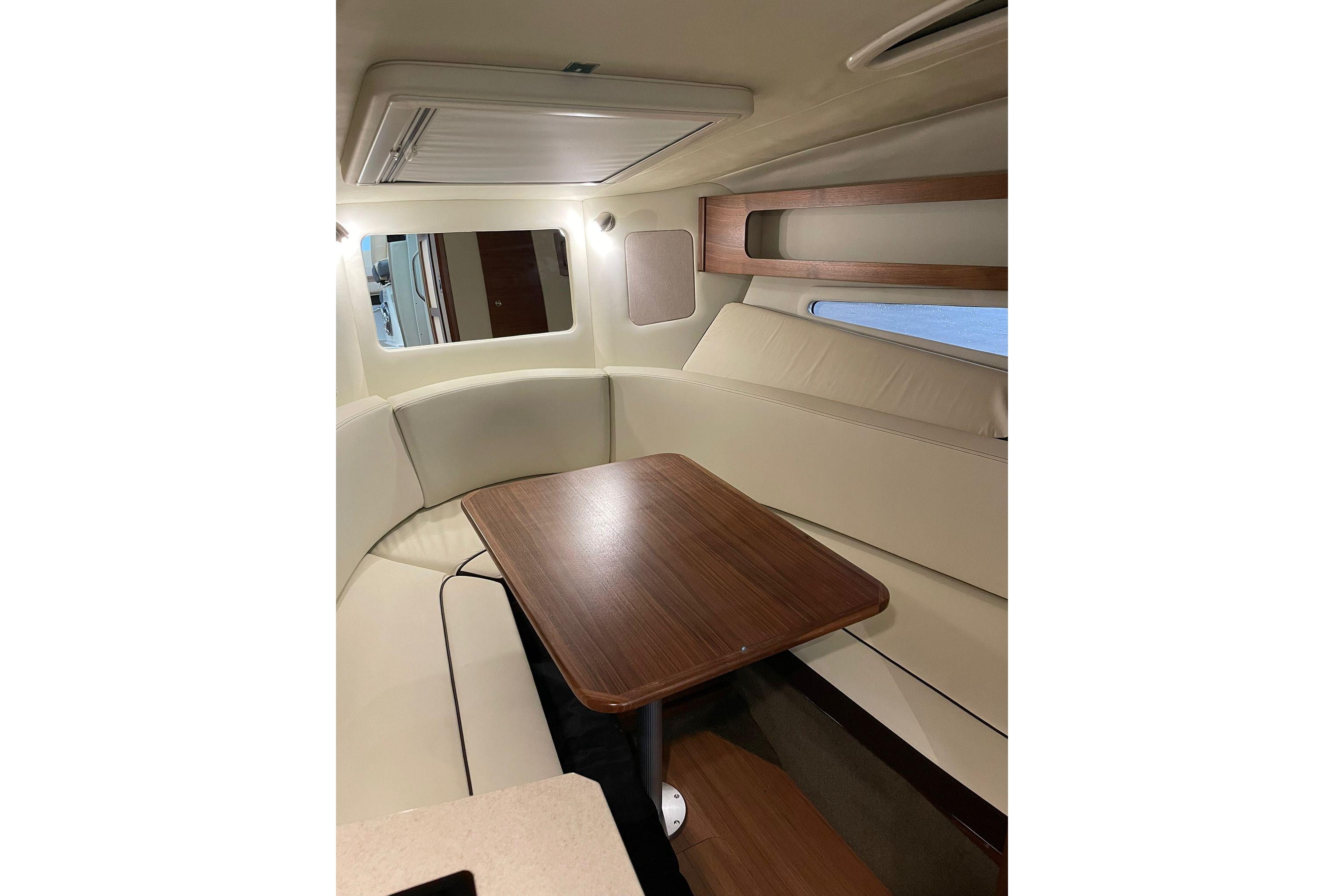 Sea Ray 265 Sundancer — foto 14 van 20