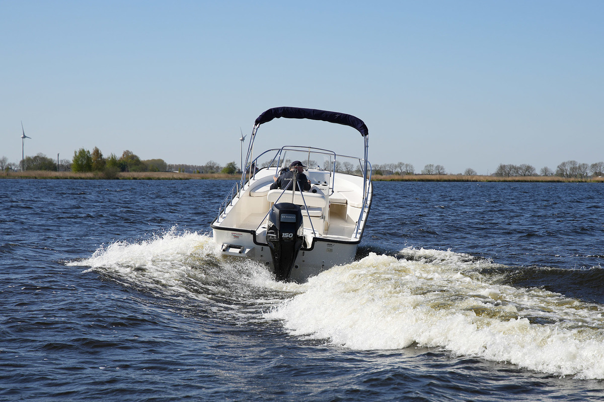 Boston Whaler 190 Montauk — foto 5 van 38