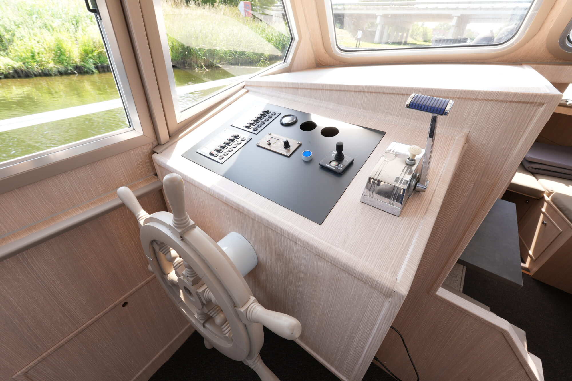 Vechtkruiser 10.50 AK Cabrio — foto 19 van 40