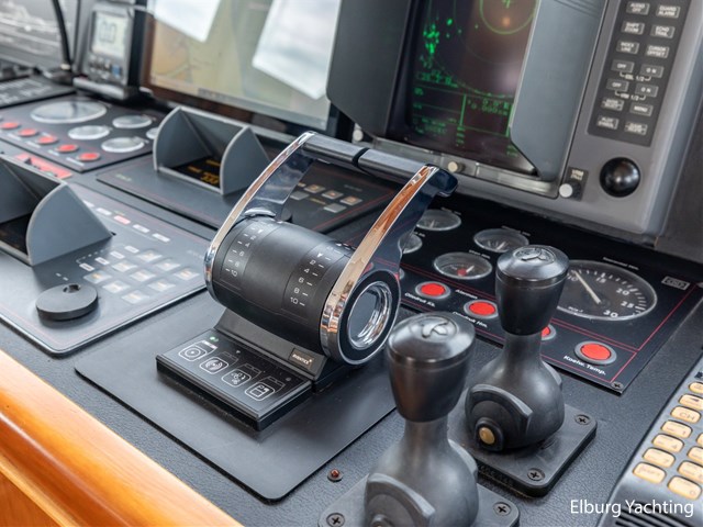 Moonen 68 - Flybridge — foto 10 van 100