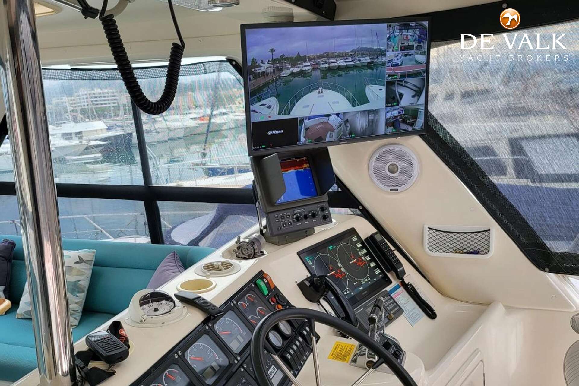 Riviera 48 Flybridge — foto 6 van 23