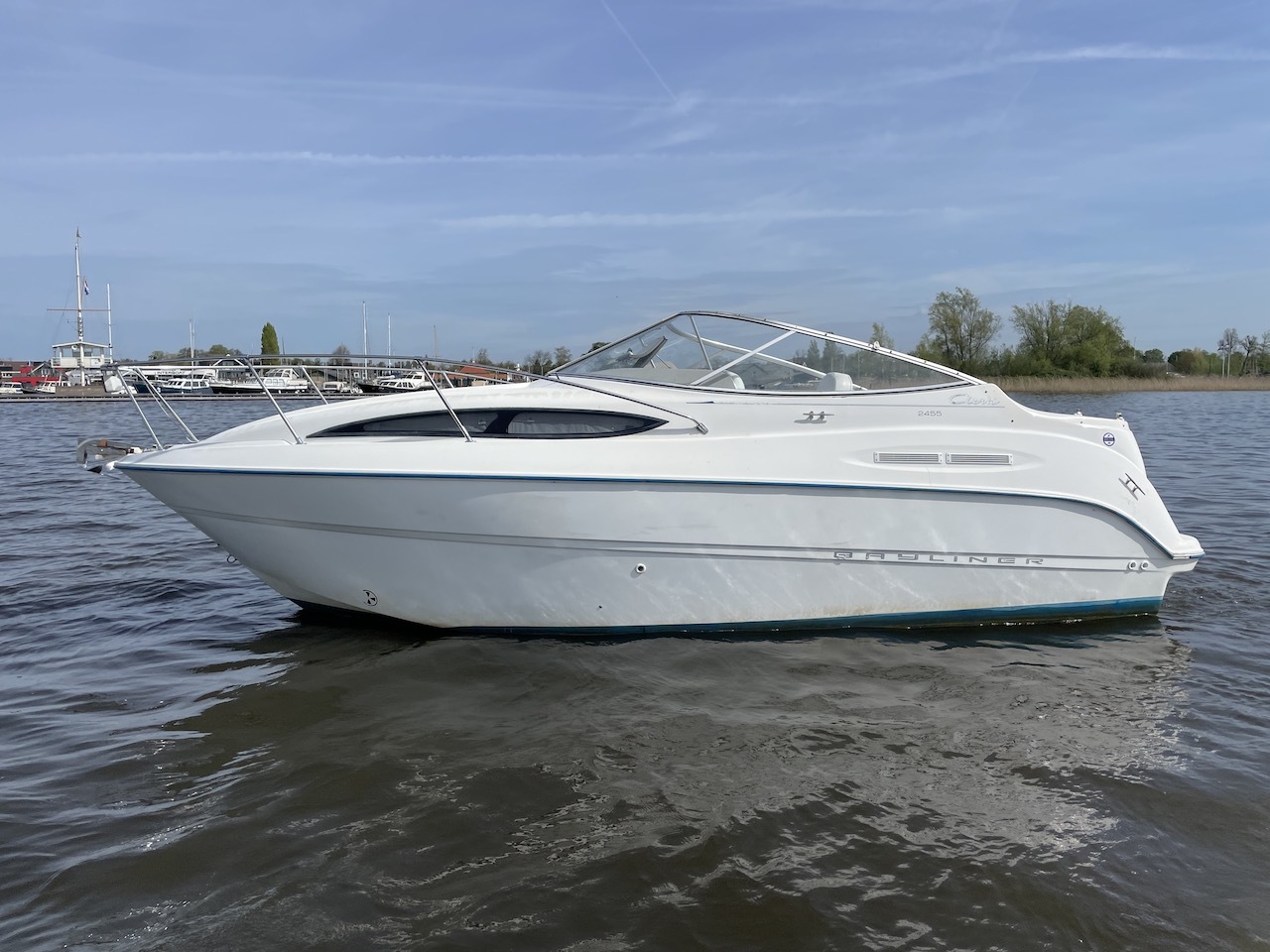 Bayliner 2455 Ciera — foto 2 van 19