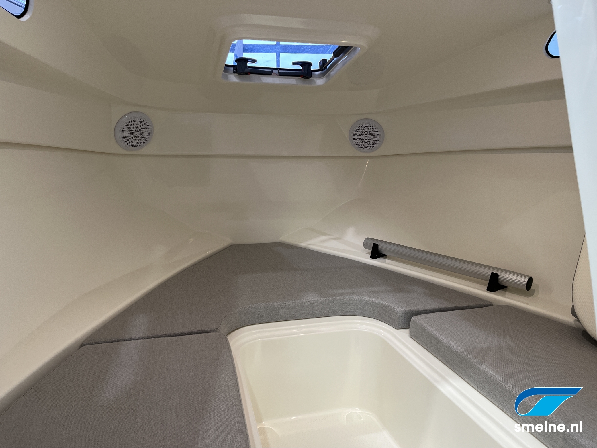 Quicksilver ACTIV 555 CABIN — foto 11 van 29