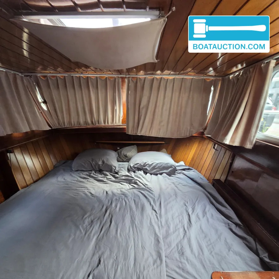 Motorboat 1050 nu in de online veiling. — foto 10 van 16