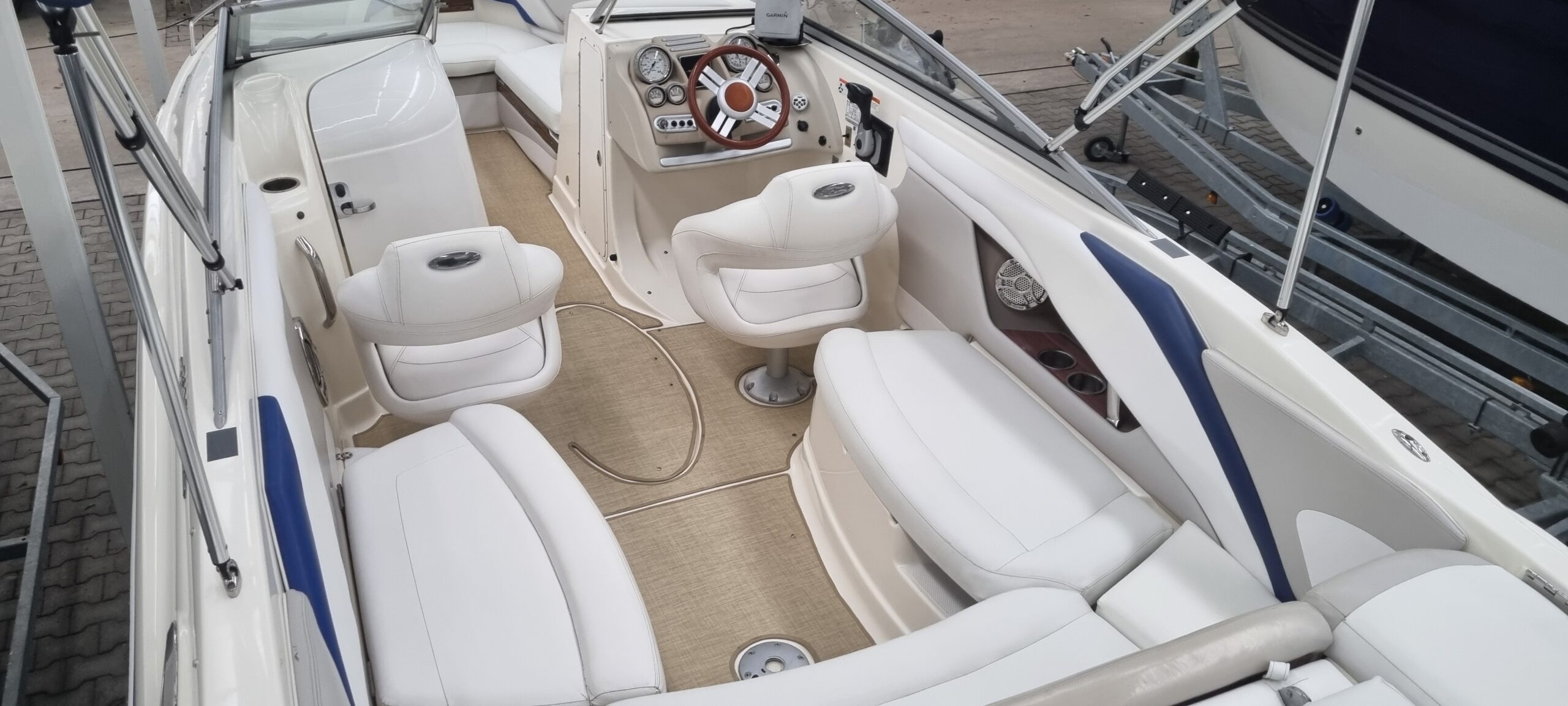 Glastron 255 — foto 4 van 11