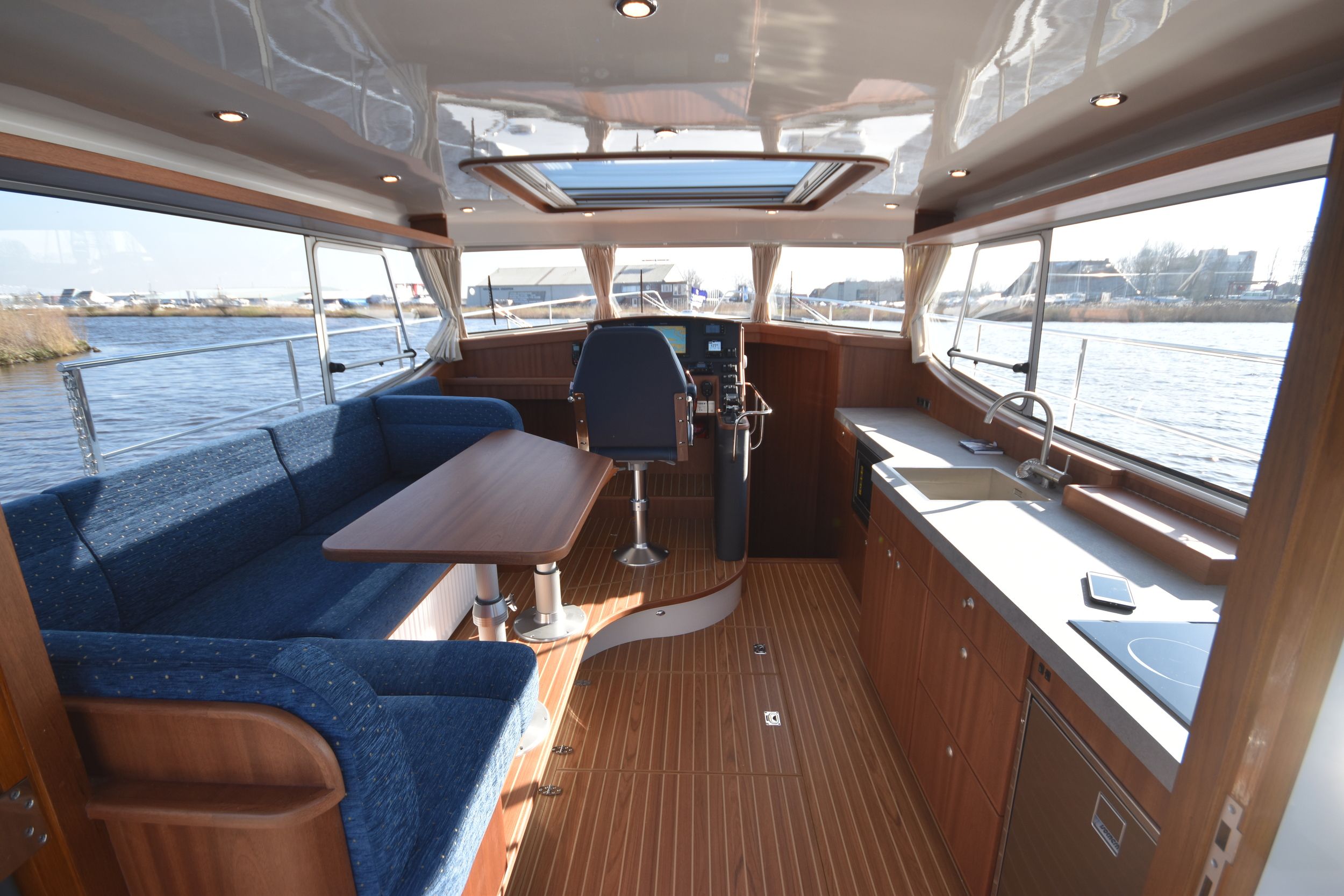 Brandsma Luna 40 — foto 20 van 31