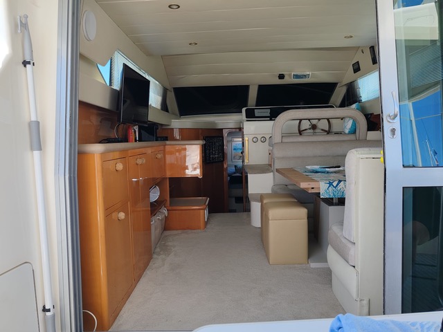 Enterprise Marine Sunquest 38 — foto 2 van 12