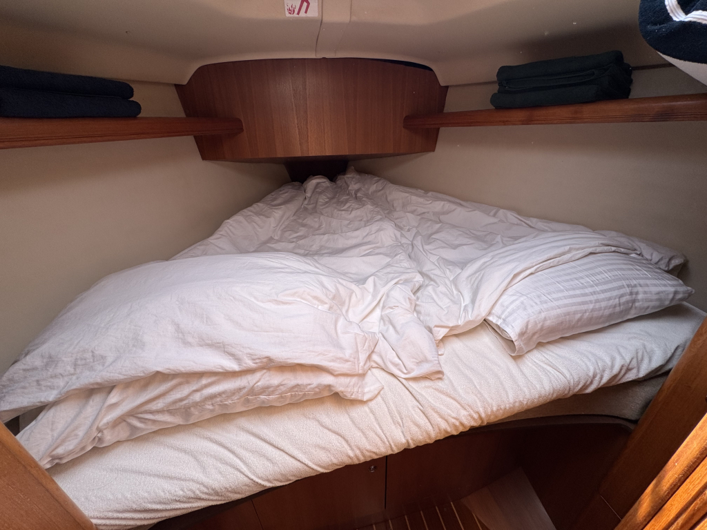 Hunter 356 — foto 12 van 72