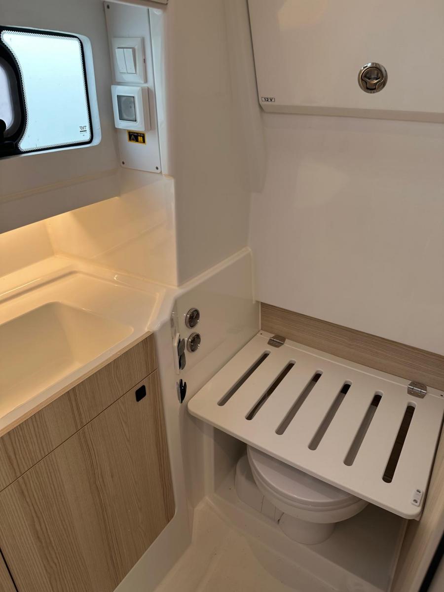 Jeanneau EX34 Hard Top — foto 13 van 69