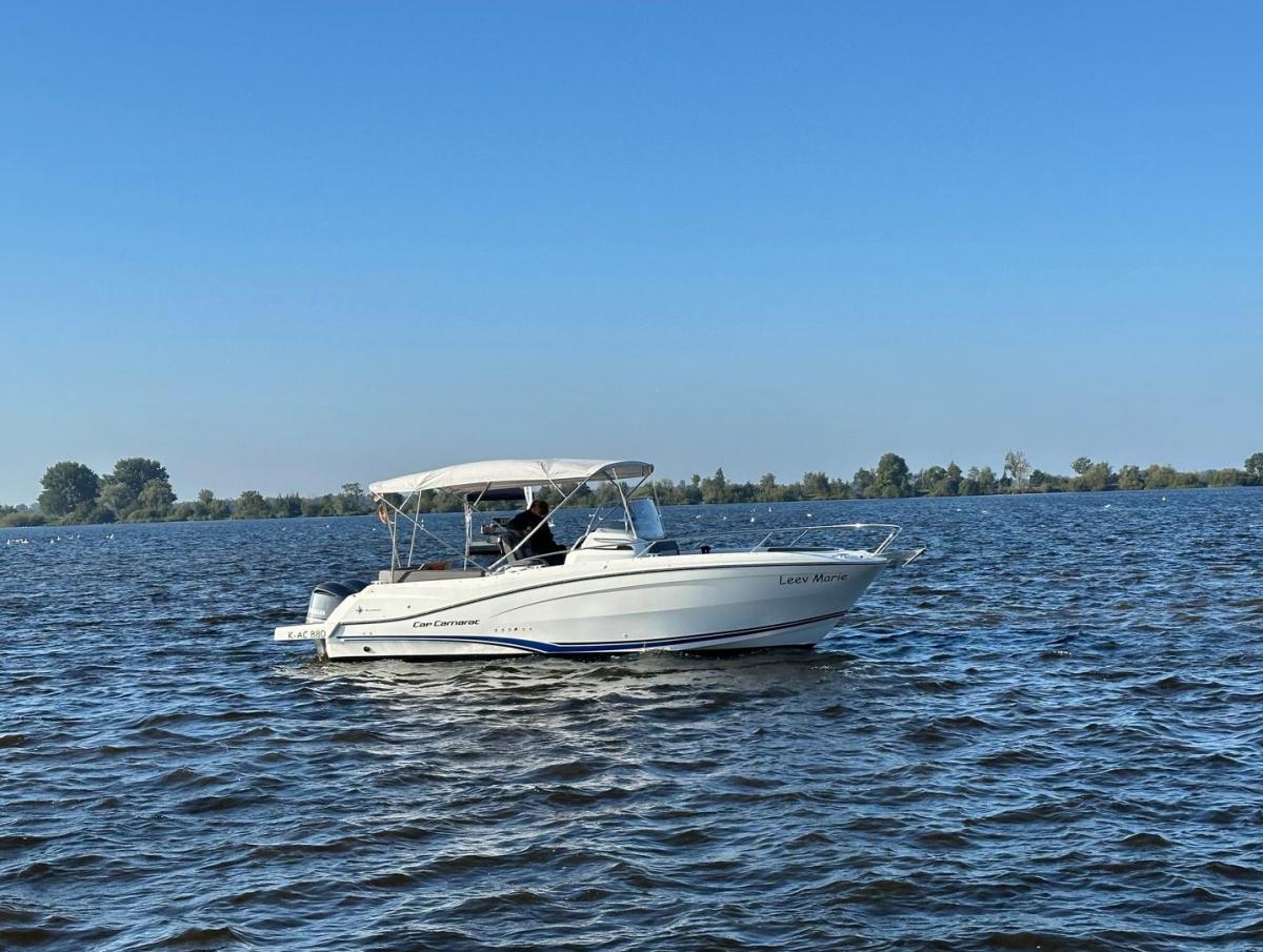Jeanneau Cap Camarat 9.0 Center Console — foto 2 van 37