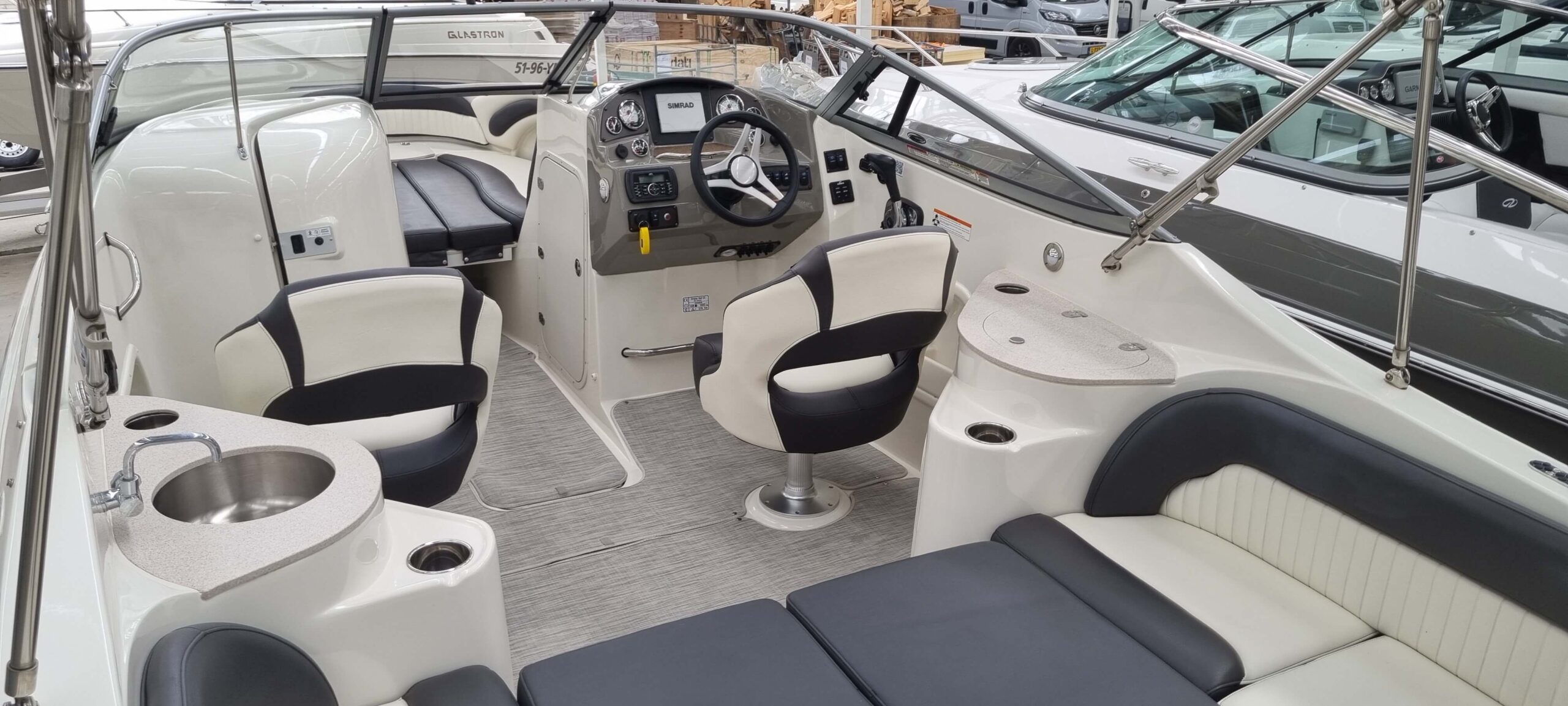 Stingray 250 LR — foto 9 van 11