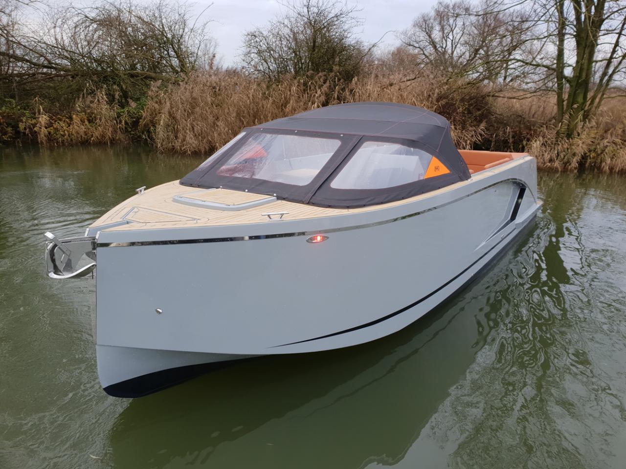Maxima 840 Tender — foto 9 van 11