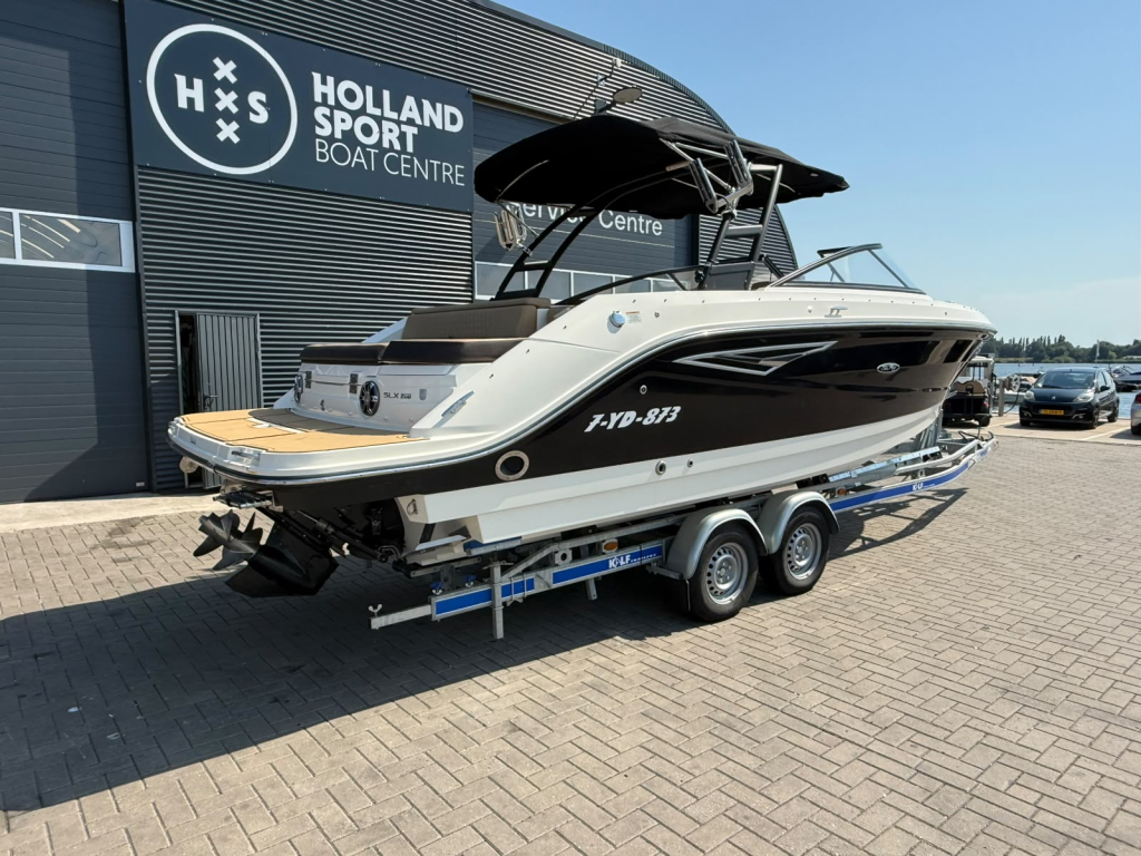Sea Ray SLX 250 — foto 4 van 20