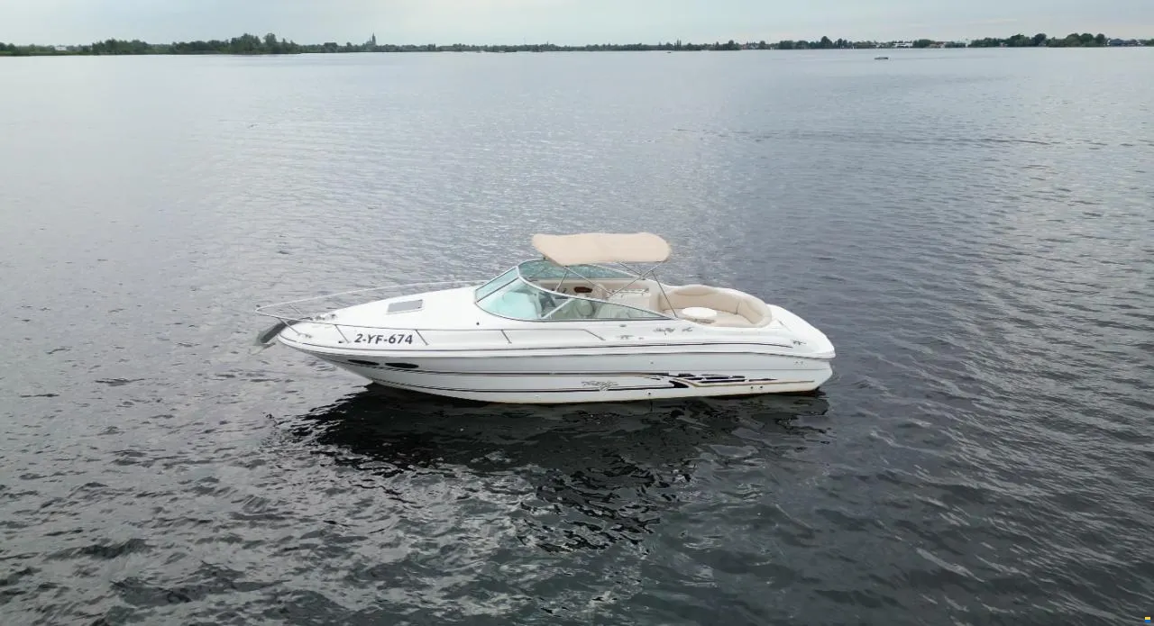 Sea Ray 280 SunSport Cuddy Cabin — foto 5 van 18